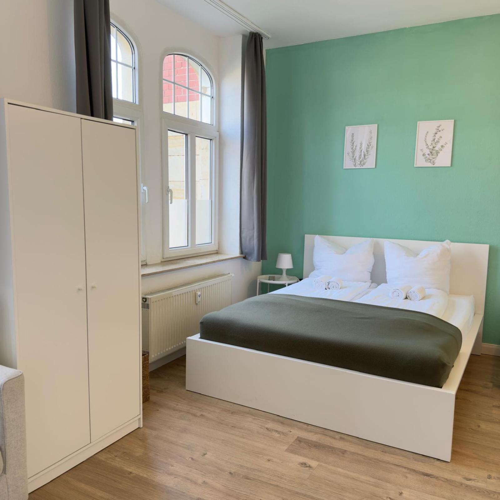 Raha Apartments - Modernes Studio-Apartment - Hbf - Gratis Parkplatz Erfurt Exterior photo