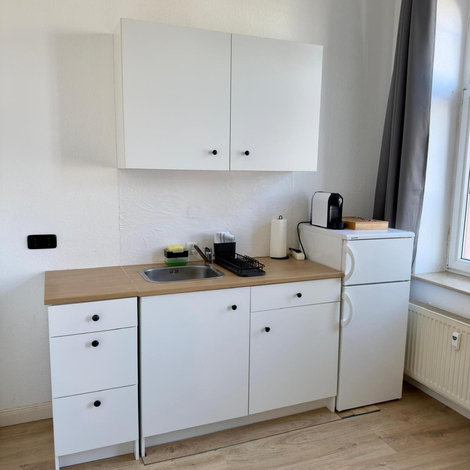 Raha Apartments - Modernes Studio-Apartment - Hbf - Gratis Parkplatz Erfurt Exterior photo