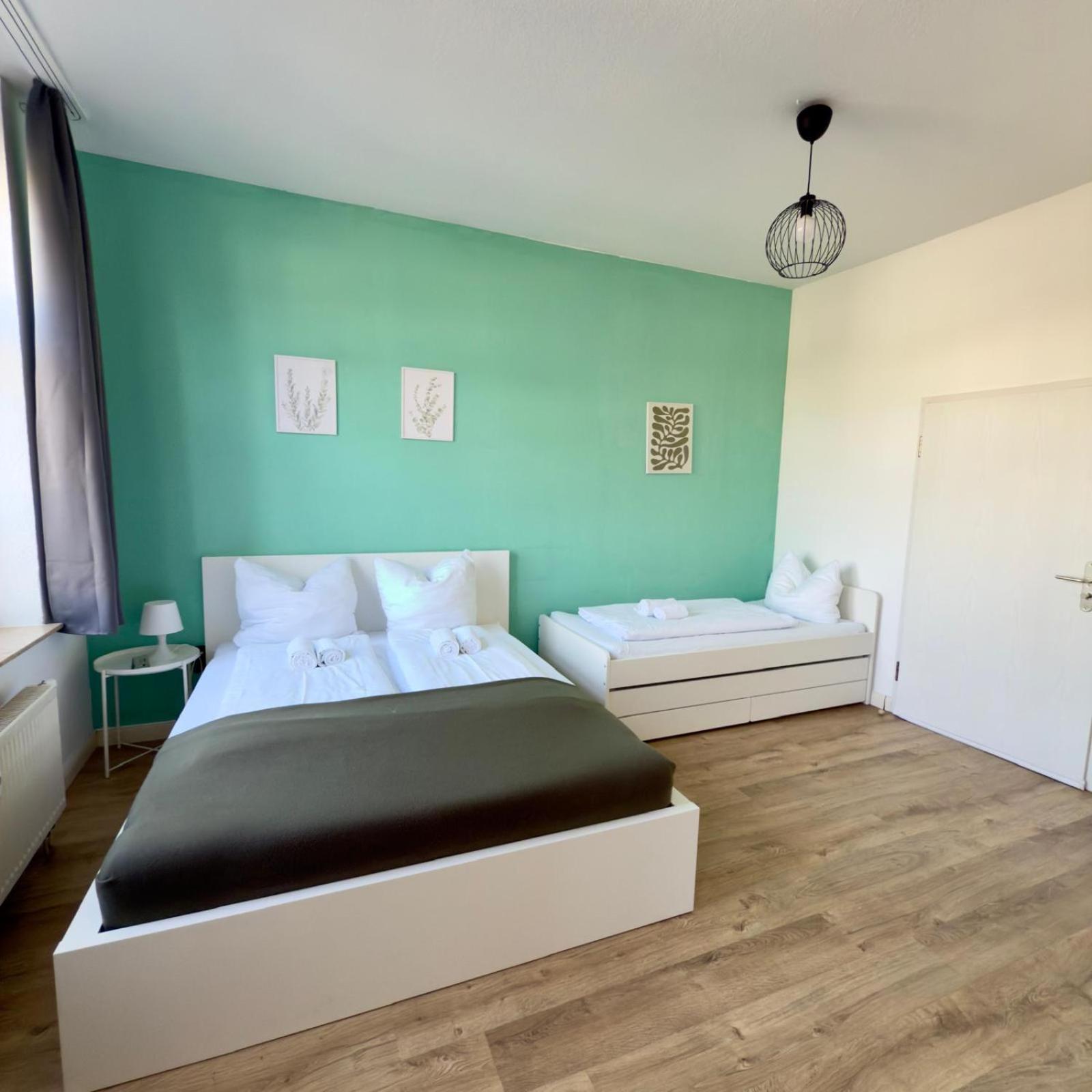 Raha Apartments - Modernes Studio-Apartment - Hbf - Gratis Parkplatz Erfurt Exterior photo